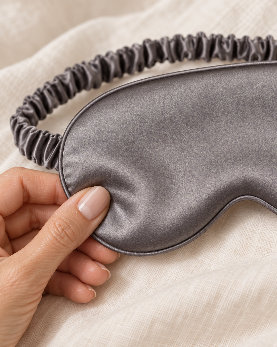 100% Mulberry Silk Deep Sleep Eye Mask - Ruffle Trim