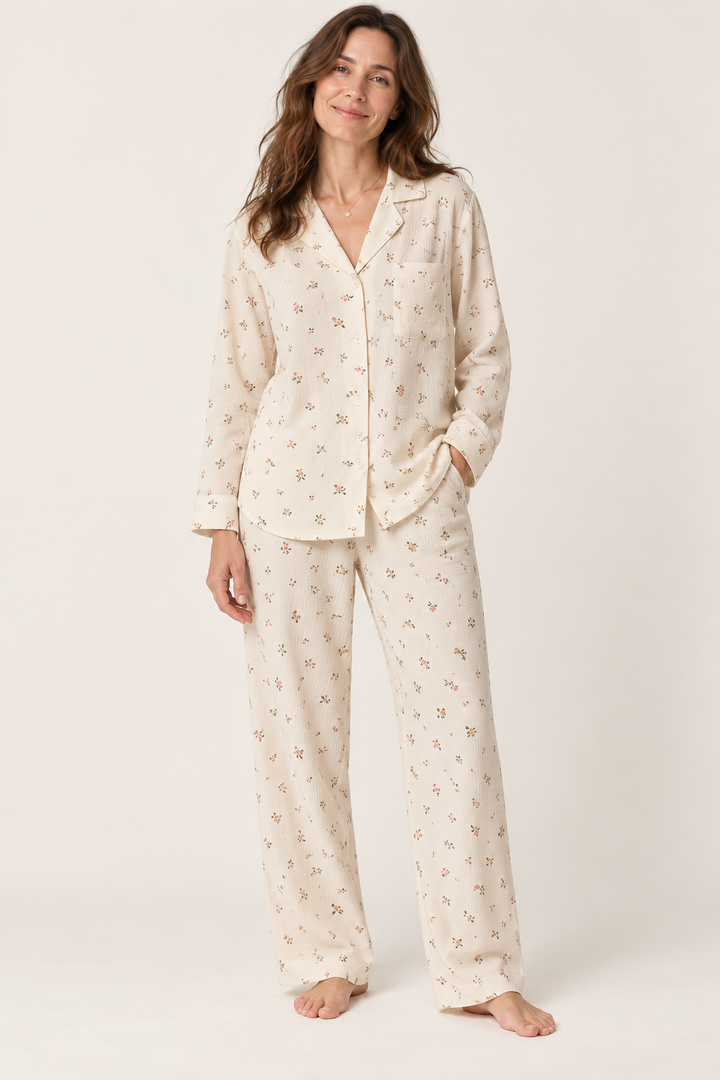 Printed cotton pajama set for women in cream