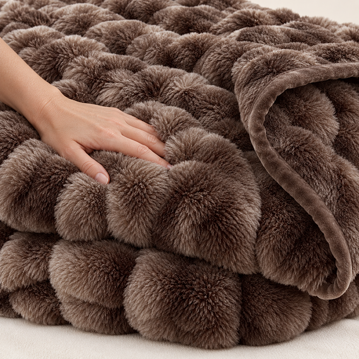 Faux Fur Throw Blanket, Cozy Plush Bubble Fleece 39 x 63 in